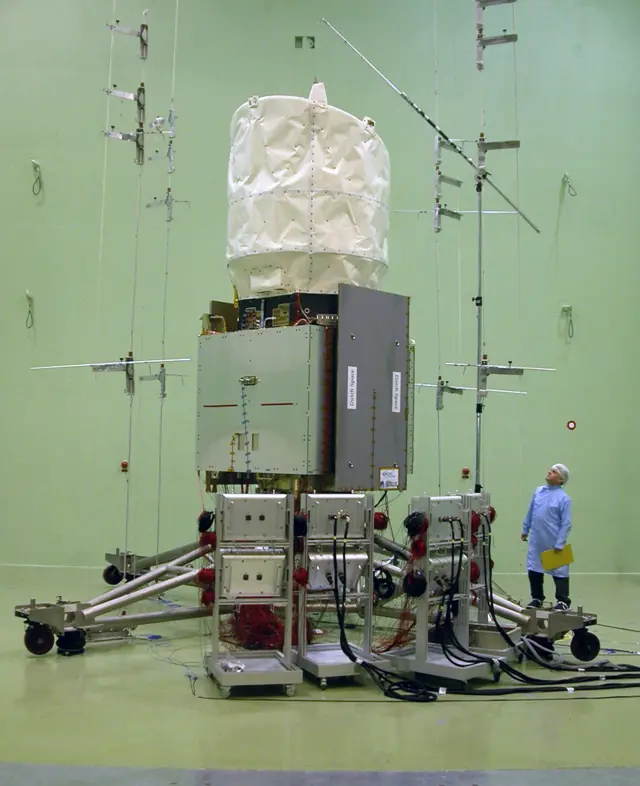 "Эол" до отправки на орбиту