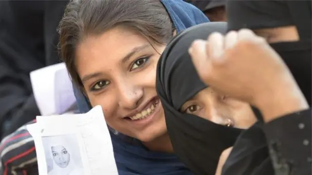 పోలింగ్ ముగిసింది.