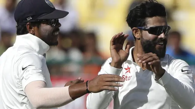 उमेश यादव और रवींद्र जडेजा