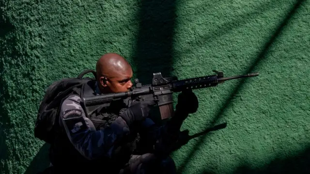 Поліцейський