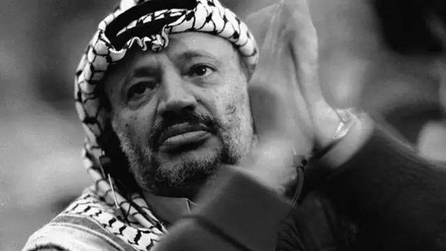 الرئيس الفلسطيني الراحل ياسر عرفات