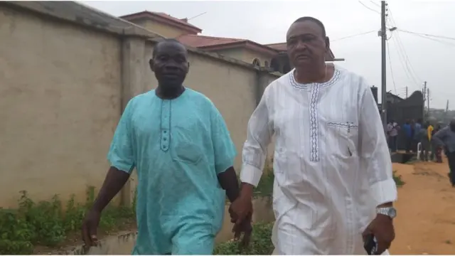 Actor Jide Kosoko arrive Baba Suwe burial
