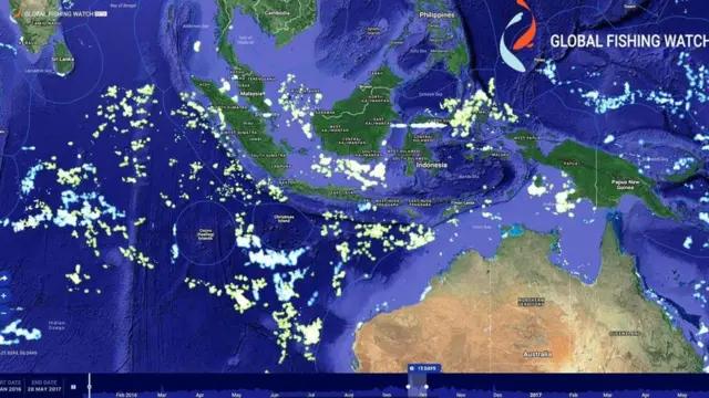 كشفت إندونيسيا مؤخراً عن البيانات المتعلقة بتتبع سفن الصيد الخاصة بها، وهي التي تظهر باللون الأخضر في الصورة