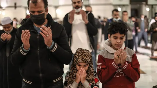 أداة الصلاة في الجامع