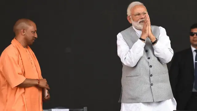 योगी आदित्यनाथ, नरेंद्र मोदी