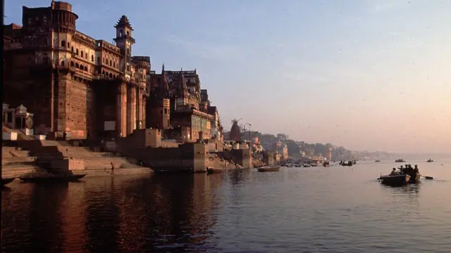 نهر الغانج عام 1998