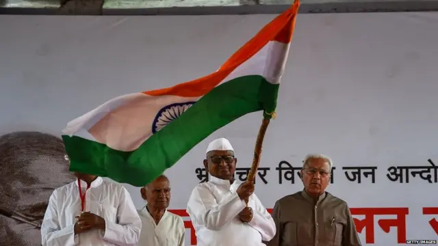 अन्ना हजारे, भूख हड़ताल