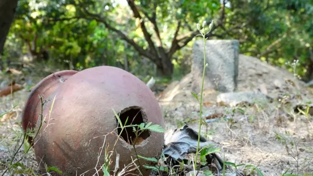 தீண்டாமை சுவர்