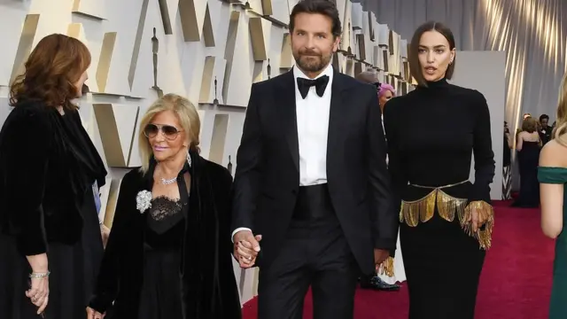 Кампано, Купер, Шейк