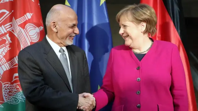 د جرمني لومړۍ وزیرې، انګېلا مېرکل، هم له ولسمشر غني سره پر دوه اړخیزو مسلو خبرې کړې دي.