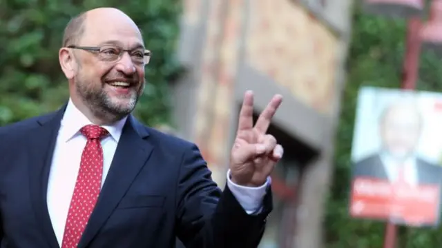 Мартин Шульц - Германиянын Социал-демократиялык партиясынын лидери жана башкаруучу коалицияда Меркелдин өнөктөшү болгон.