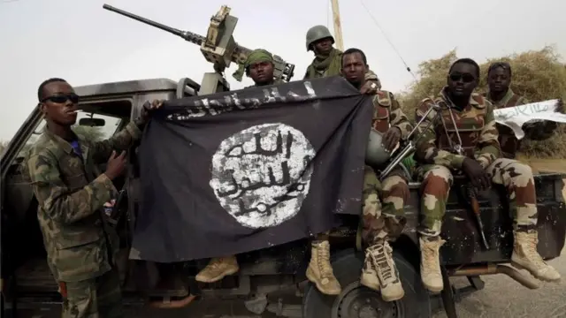 Àwọn ọmọogun di àṣíá ikọ Boko haram mú