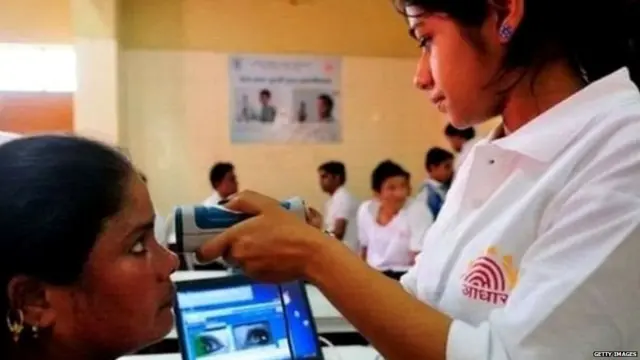 ਆਧਾਰ ਖ਼ੁਲਾਸਾ