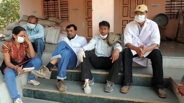 ડૉક્ટરોની ટીમ