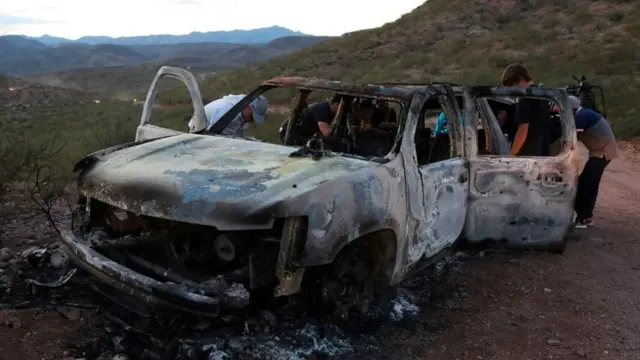 Ataque al auto de la familia LeBarón en México.