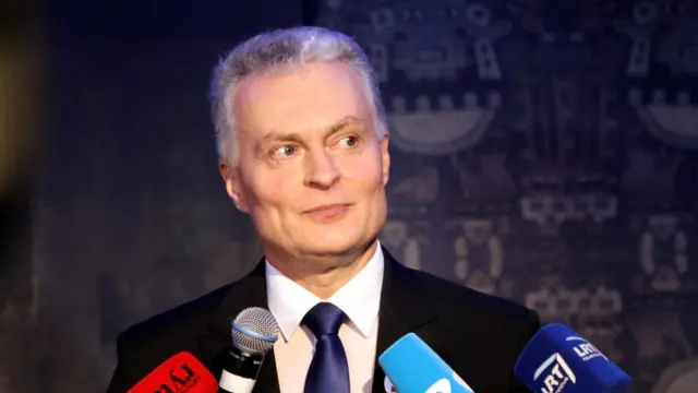 Гитанас Науседа