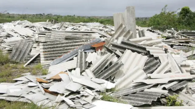 Many roofing sheet wey dey in use for Africa na Asbestos dem use do am.