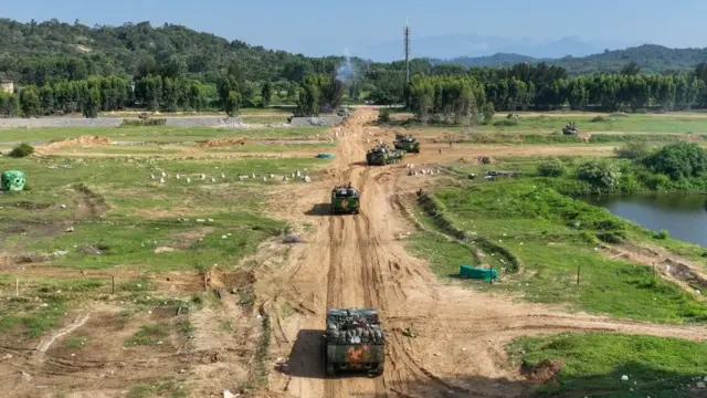 解放军在福建演习。