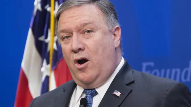 بومبيو توعد إيران بعقوبات أشد صرامة