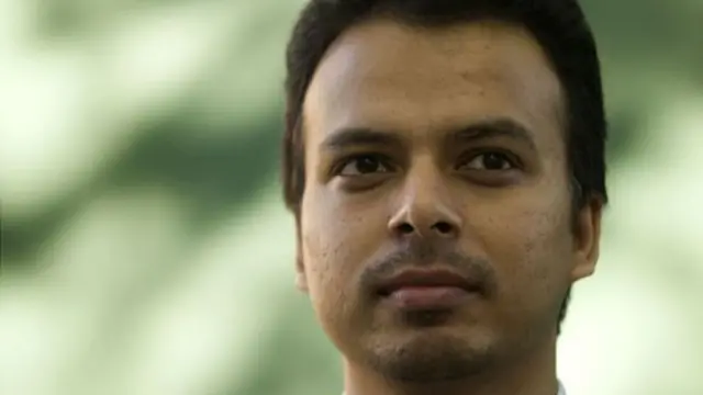 এড হুসেইন