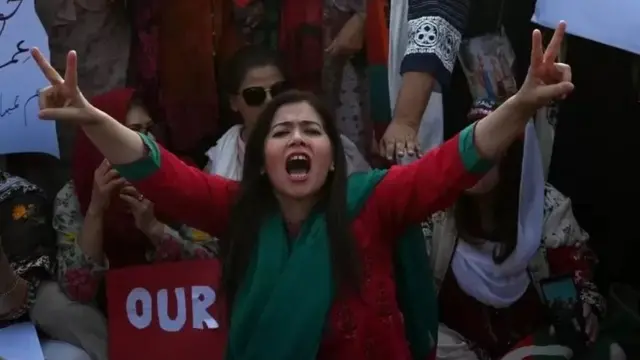 இம்ரான் கான் பாகிஸ்தான்