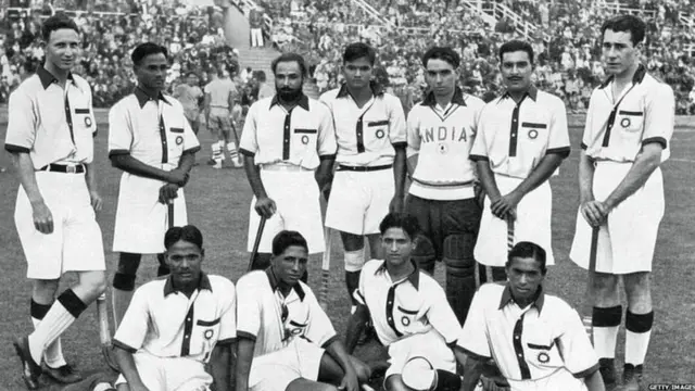 தங்கப்பதக்கம் பெற்ற இந்திய அணி