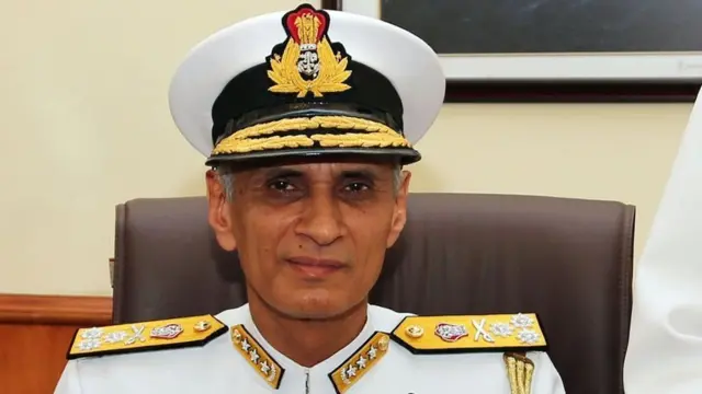 ભારતીય નૌકાદળના પ્રમુખ એડમિરલ કરમબીર સિંહ
