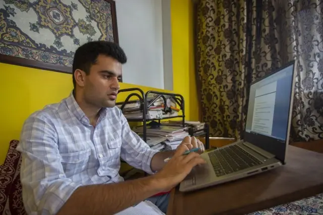 बदरुद दुजा, 24