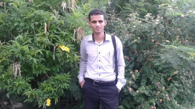 كان مفيد الشميري يعمل في جامعة تعز عندما وصل الحوثيون