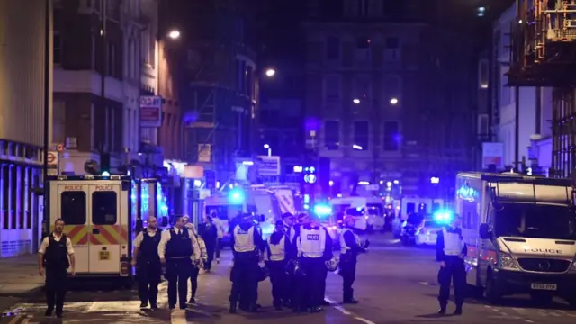 Полиция на месте теракта