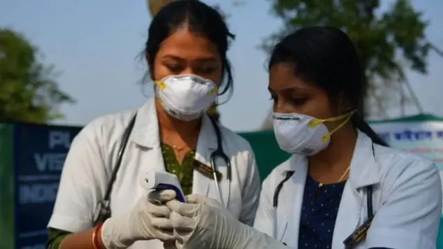 ਔਰਤਾਂ, ਡਾਕਟਰ