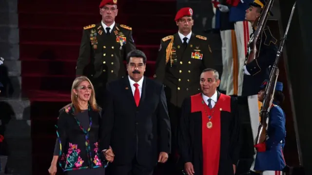 Maduro conserva el control de la mayoría de las instituciones del país.