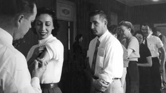 美国邮局员工打疫苗