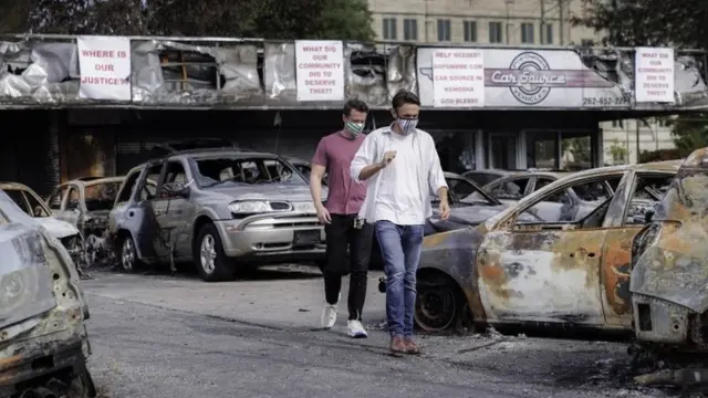 Кеноша после погромов