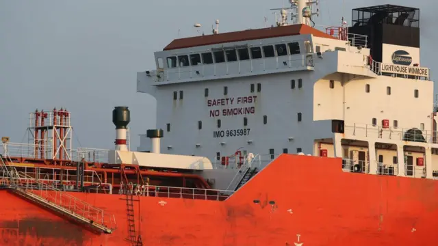 锭泊在丽水港的方向永嘉号（29/12/2017）