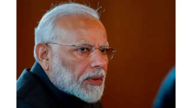 नरेंद्र मोदी