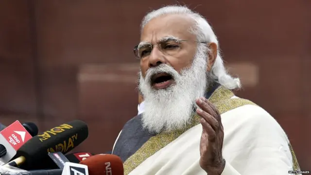 नरेंद्र मोदी