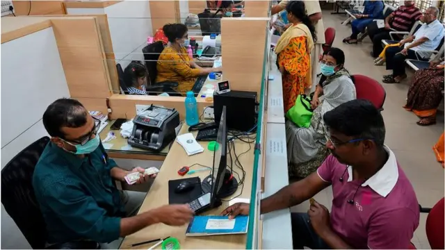 બૅંક કર્મચારીઓ થયા કોરોનાગ્રસ્ત