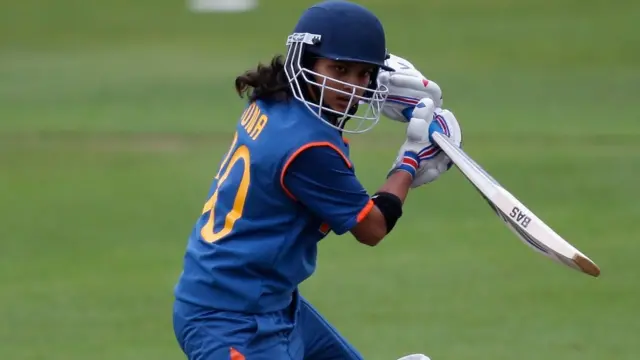 मोना मेशराम