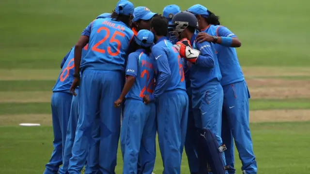 महिला क्रिकेट