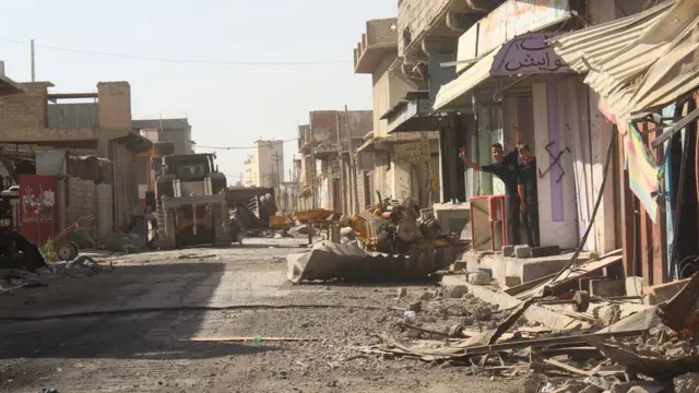 بلدوزر مفخخ يعود لتنظيم الدولة الإسلامية