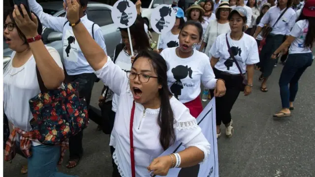 လိင်ပိုင်းဆိုင်ရာ မတရားပြုကျင့်ခံရတဲ့ ဗစ်တိုးရီးယားအမှု တရားမျှတမှုရှိရေး ဆန္ဒပြတောင်းဆိုခဲ့ကြ