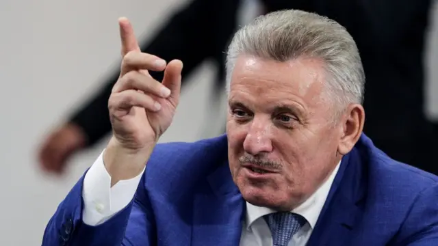 Действующий губернатор Вячеслав Шпорт