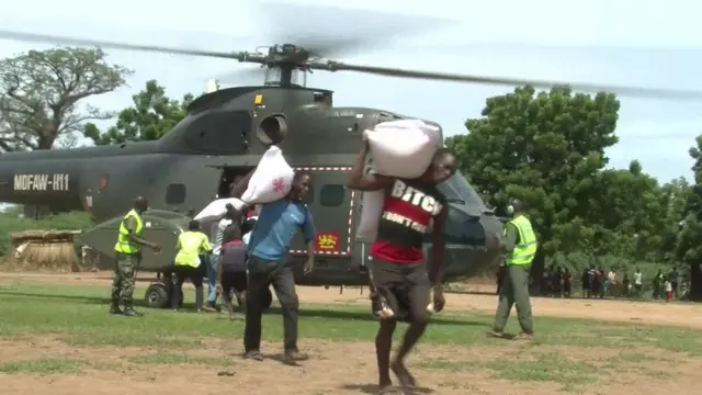 Helikopta za kijeshi zimetumiwa kusafirisha chakula cha msaada Malawi