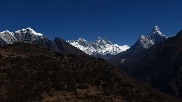 এভারেস্ট