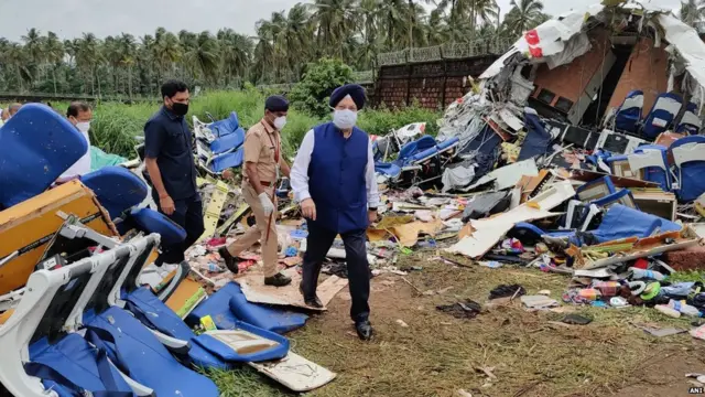 ਸ਼ਹਿਰੀ ਹਵਾਬਾਜ਼ੀ ਮੰਤਰੀ ਹਰਦੀਪ ਸਿੰਘ ਪੁਰੀ ਹਾਦਸੇ ਵਾਲੀ ਥਾਂ 'ਤੇ ਪੁੱਜੇ