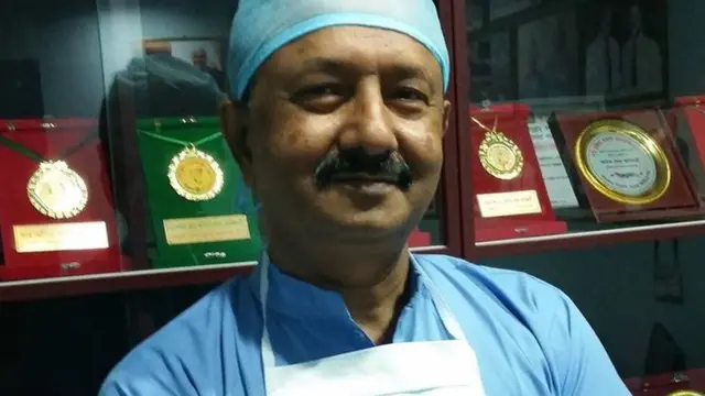 অধ্যাপক অসিত বরন অধিকারী, চেয়ারম্যান, কার্ডিয়াক সার্জারি বিভাগ, বিএসএমএমইউ