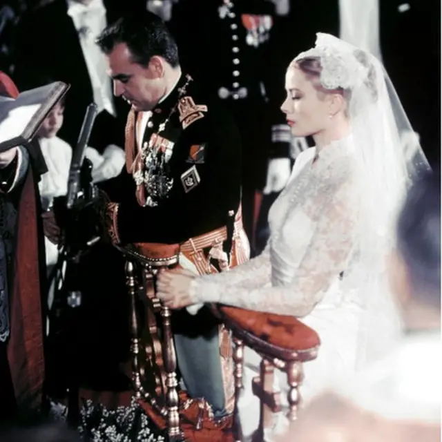 พิธีเสกสมรสระหว่างเจ้าชายเรเนียร์แห่งโมนาโคและเกรซ เคลลี่