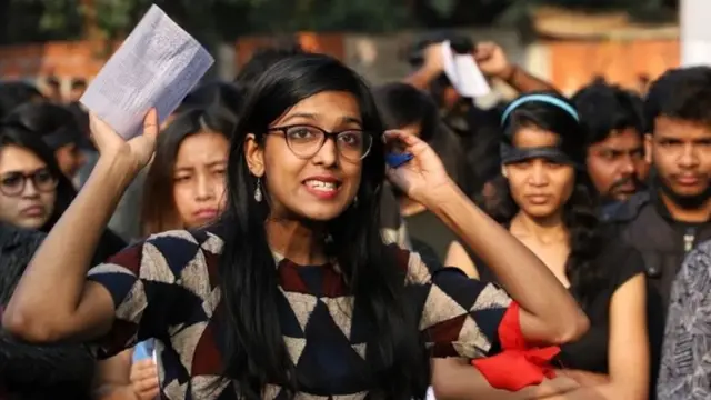 خواتین مظاہرین