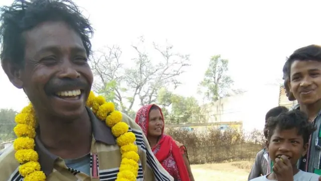 महिलौंग का एक ग्रामीण